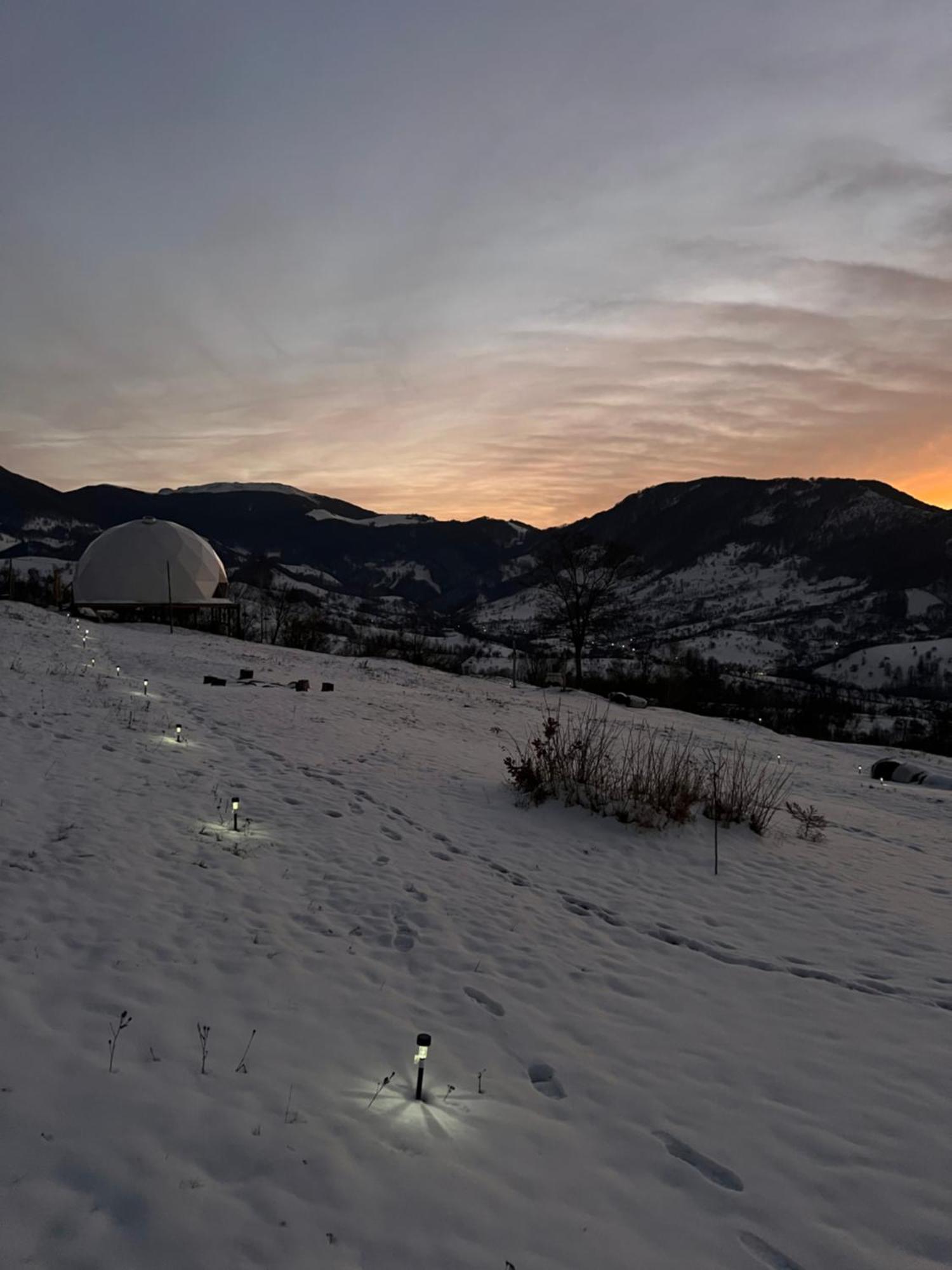 Hotel Starry Dome - Manta'S Retreat Glamping Cornereva Zewnętrze zdjęcie